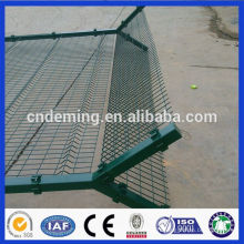 DM Hot Inmersed Galvanized Welded Airport Security Clôture en treillis métallique en provenance d&#39;Alibaba fournisseur d&#39;or